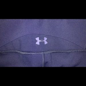 UnderArmour navy leggings w/pocket